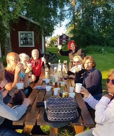photo_1547752829271