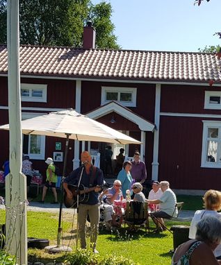 photo_1565602693541