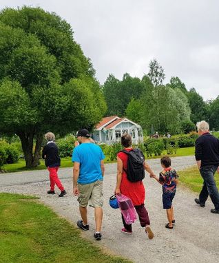 photo_1547753679235
